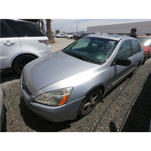 HONDA ACCORD 2004 SALV T/DONATION