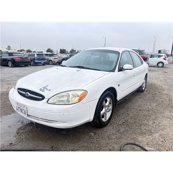 FORD TAURUS 2002 T-DONATION