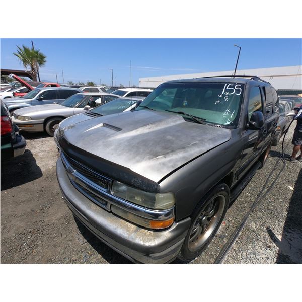 CHEVY TAHOE 2002 T-DONATION
