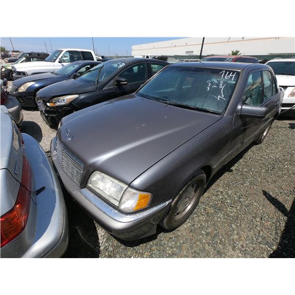 MERZ C CLASS 1998 O/S T-DONATION
