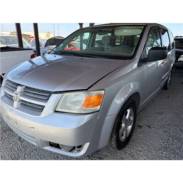 DODGE GR CARAVAN 2010 T-2 Days