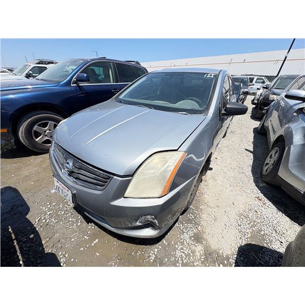 NISSAN SENTRA 2010 T