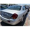 Image 3 : OLDS AURORA 2002 O/S-TITLE