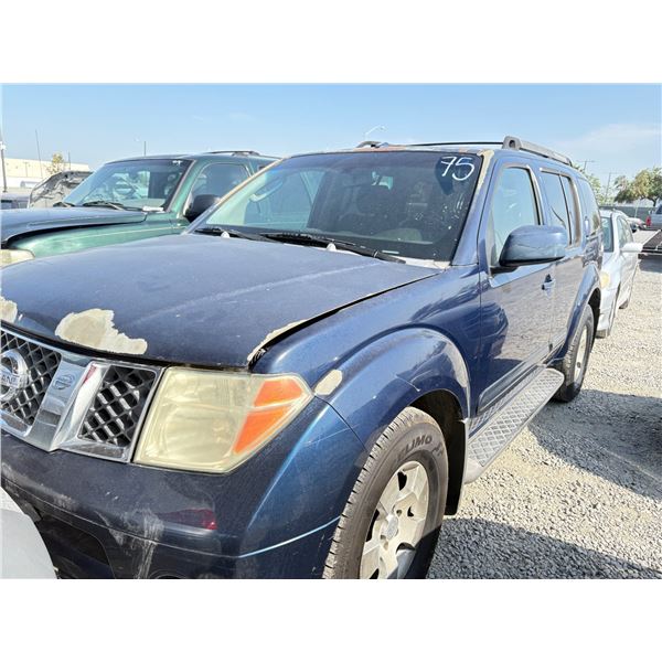 NISSAN PATHFINDER 2006 T