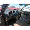 Image 3 : KIA SEDONA 2002 T-DONATION