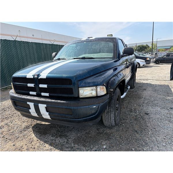 DODGE RAM 2001 T-DONATION