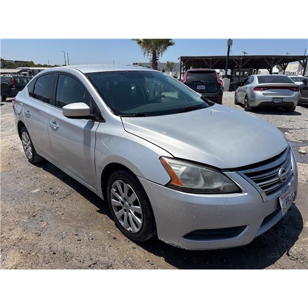 NISSAN SENTRA 2015 SALV/T