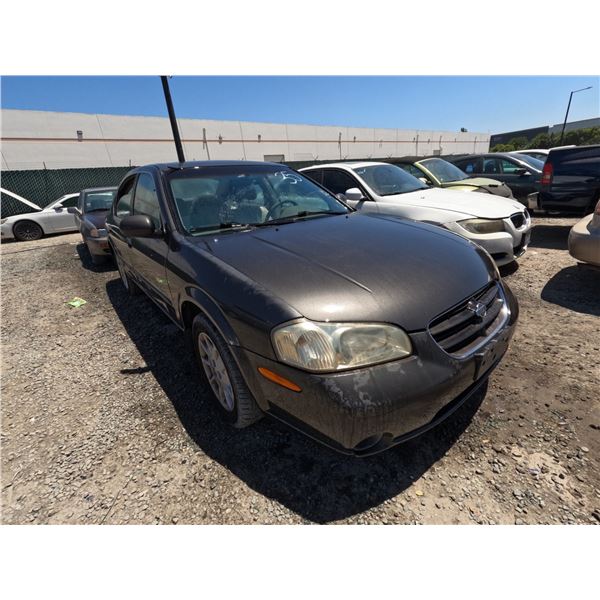 NISSAN MAXIMA 2001 SALV T/DONATION