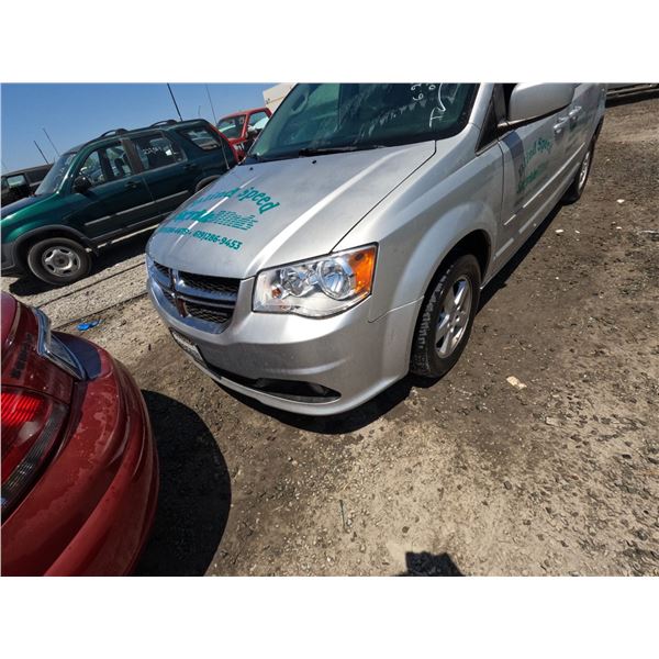 DODGE GR CARAVAN 2011 T-DONATION