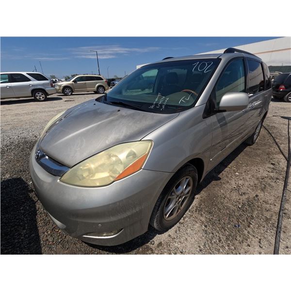 TOYOTA SIENNA 2006 T-DONATION