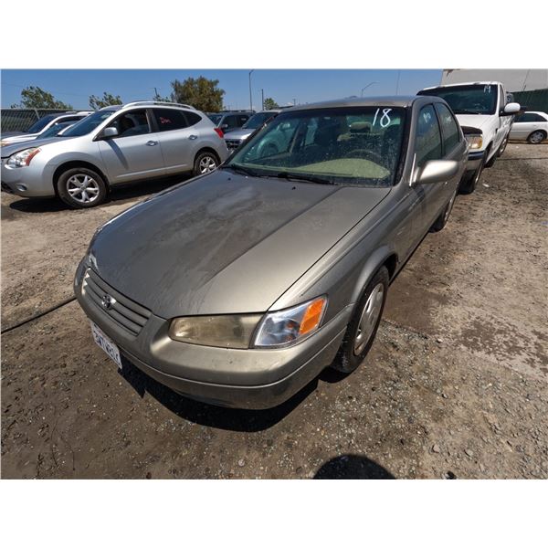 TOYOTA CAMRY 1998 T-DONATION