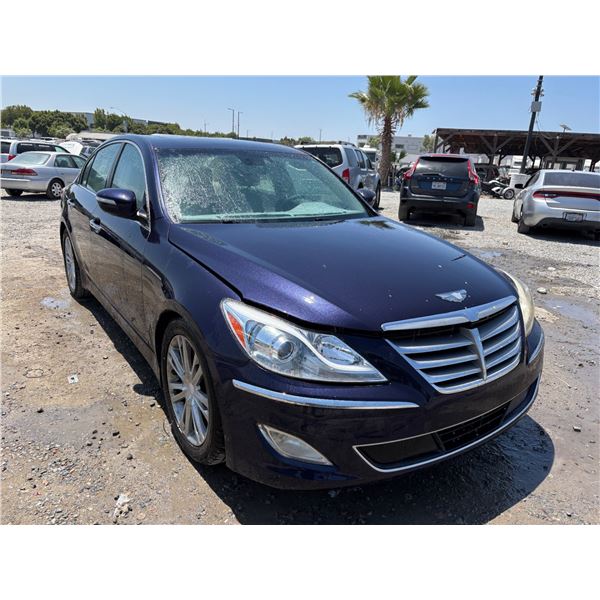 HYUNDAI GENESIS 2012 T