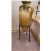 Image 5 : Terracotta Amphora Pots Cat B