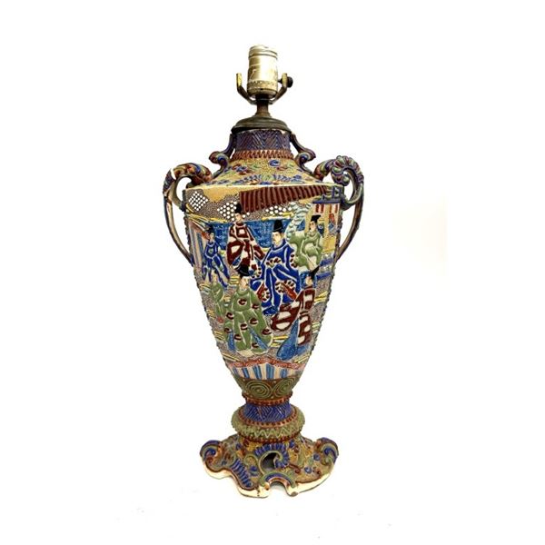 Japanese Export Satsuma Moriage Lamp