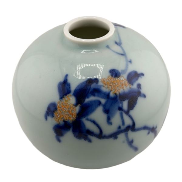 Japanese Meiji Hirado-Style Porcelain Sake Bottle