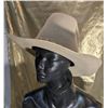Image 6 : 7 Cowboy Hats in Mixed Styles and Materials