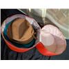 Image 8 : 5 Womans Hats with Matching Trio and Vintage Red Hat Box