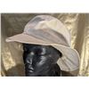 Image 3 : 7 Various Caps and Bucket Hats With Diverse Styles