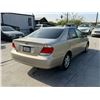 Image 3 : TOYT CAMRY 2005 T-DONATION