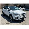 Image 2 : FORD  ESCAPE 2017 O/S TITLE 2 DAYS