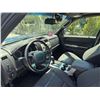 Image 5 : FORD  ESCAPE 2012 T-DONATION