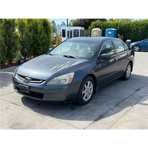 HOND ACCORD 2003 T-DONATION