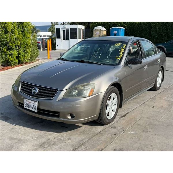 NISS ALTIMA 2005 T-DONATION