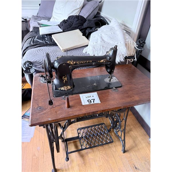 SINGER TREADLE SEWING MACHINE CAST IRON WOOD CABINET WITH GOLD DECALS