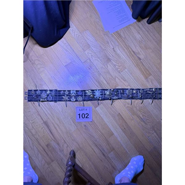 RARE WW1 CANADIAN MILITARIA BADGE BELT