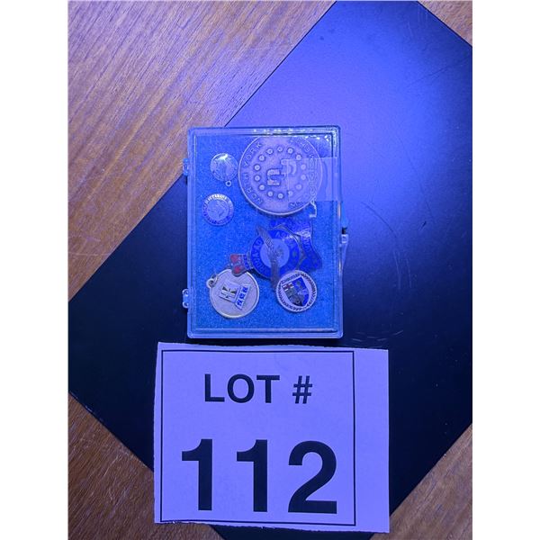 COMMEMORATIVE TOKEN AND MEDALLION LOT METAL ASSORTED BADGES AND COINS