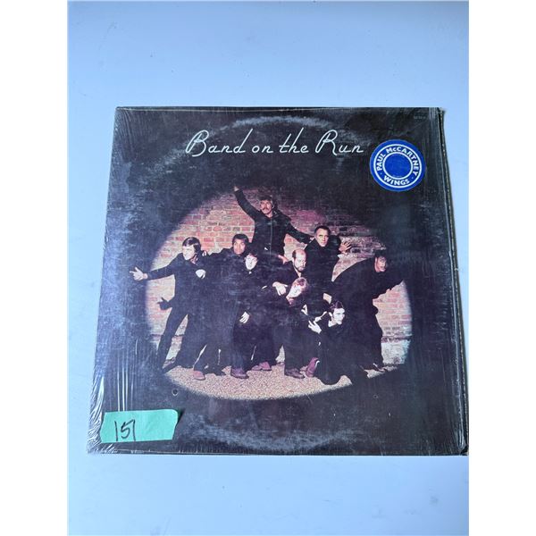 PAUL MCCARTNEY & WINGS VINYL RECORD LP BAND ON THE RUN SHRINK-WRAPPED  1970S