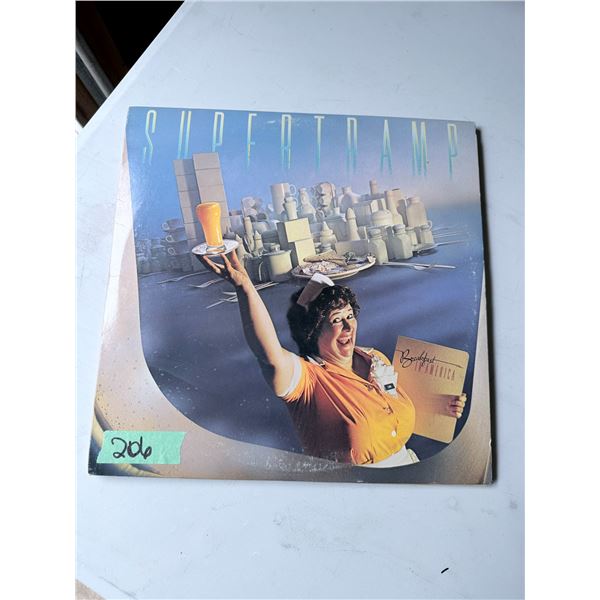 SUPERTRAMP VINYL RECORD ALBUM BREAKFAST IN AMERICA