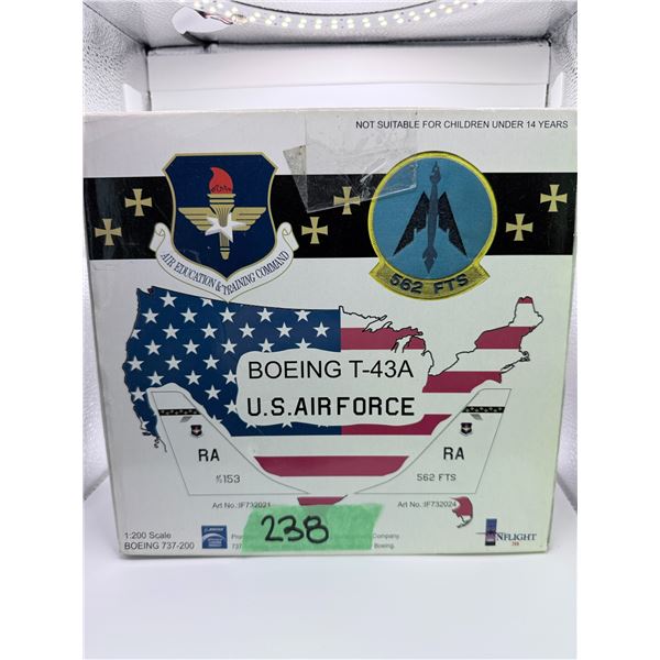 DIECAST MODEL AIRPLANE INFLIGHT 200 1:200 SCALE BOEING T-43A U.S. AIR FORCE BRAND NEW