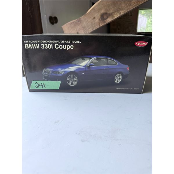 DIE-CAST MODEL CAR KYOSHO 1:18 SCALE BMW 330I COUPE BRAND NEW