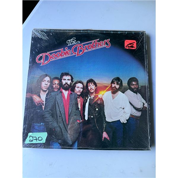 VINYL RECORD THE DOOBIE BROTHERS STEP CLOSER ALBUM COVER