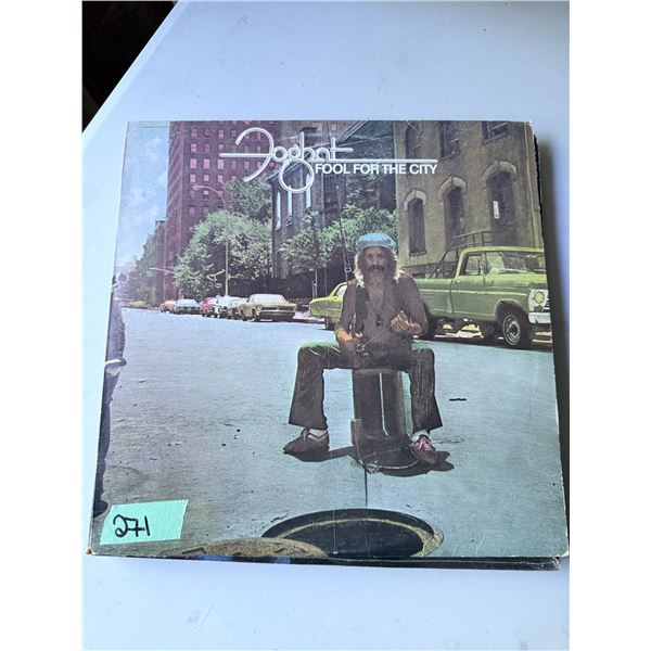 VINYL RECORD FOGHAT FOOL FOR THE CITY ALBUM COVER ART