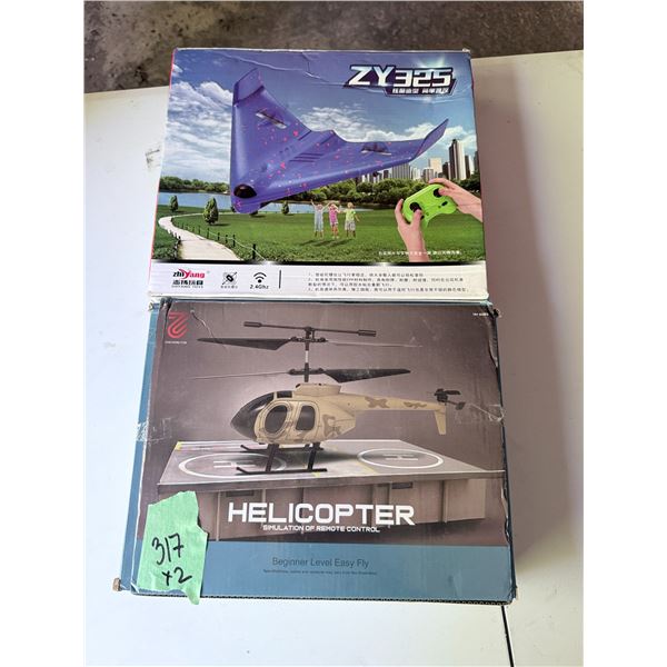 REMOTE CONTROL AIRCRAFT SET ZHIYANG TOYS 2.4GHZ RC FLYING WING & HELICOPTER BOXED