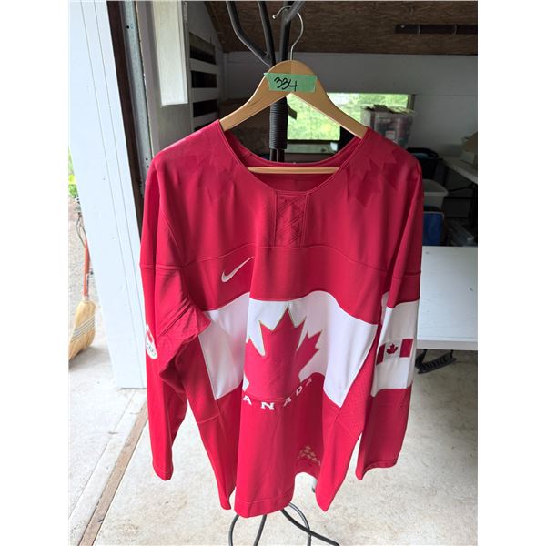 HOCKEY JERSEY NIKE RED TEAM CANADA DESIGN SIXE LARGE