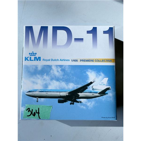 KLM MD-11 1/400 PREMIERE COLLECTION MODEL AIRCRAFT DIECAST
