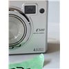 Image 2 : FUJIFILM FINEPIX E500 4.1MP DIGITAL CAMERA