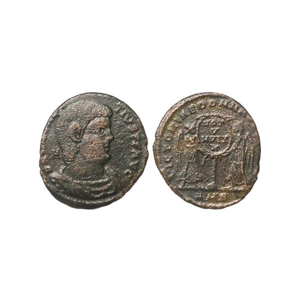 Ancient World, Roman Empire, Magnentius (350-353 AD), Copper Maiorina, 4.11 gms