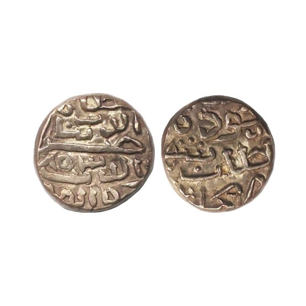 Gujarat Sultanate, Nasir al-din Mahmud Shah I (AH 862-917, 1458-1511 AD), Silver ½ Tanka, 5.68 gms