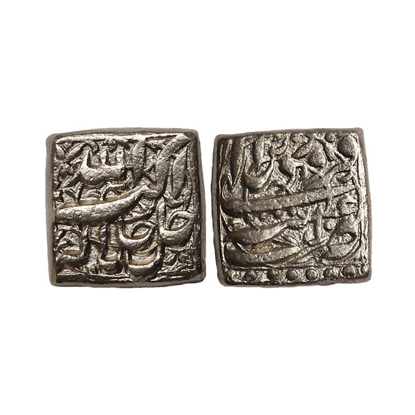 Akbar (AH 963-1014, 1556-1605 AD), Silver Square Rupee, 11.28 gms