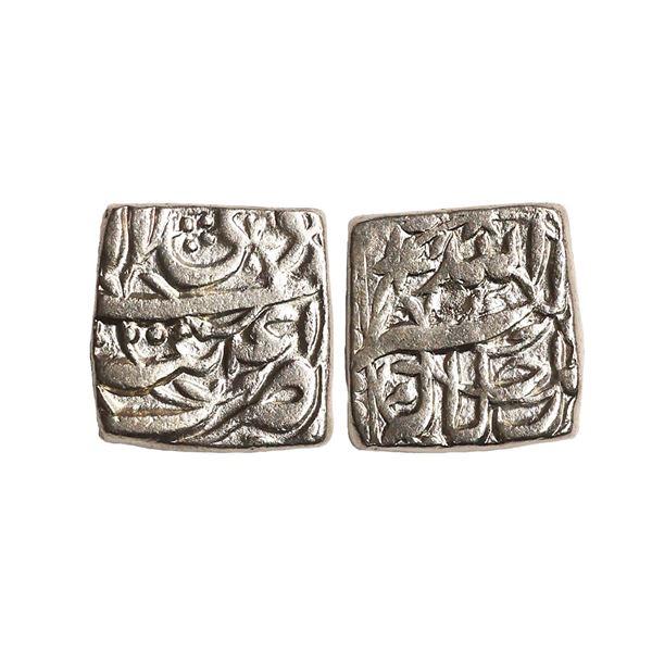 Akbar, Silver Square Rupee, 11.14g