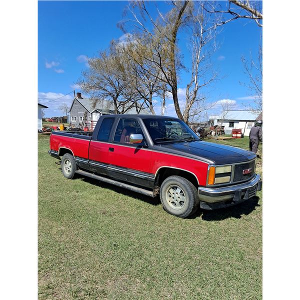 1992 GMC Sierra 1500, 4  cab, automatic