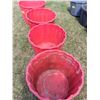 Image 2 : (4) Red Feed Tubs-1 cracked bottom