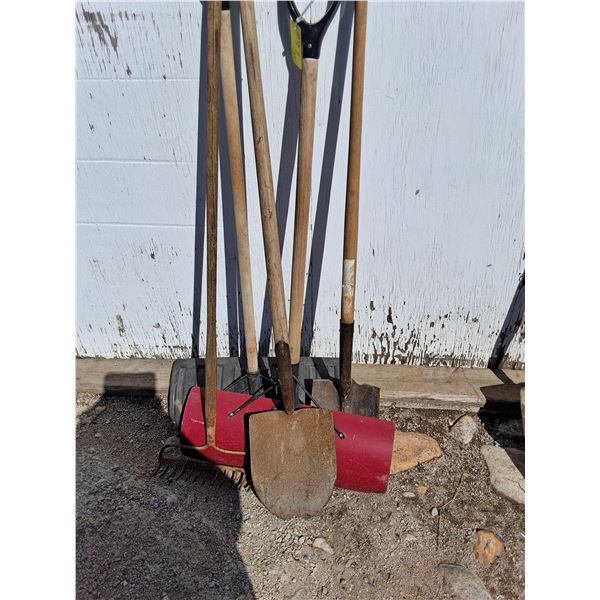 Variety of Shovels