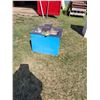 Image 1 : Automatic Watering Bowl- operational
