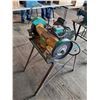 Image 2 : Mounted Bench Grinder w. Motor- working