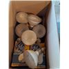 Image 4 : (12) Flood Lights 200W,Cord, Record Player
